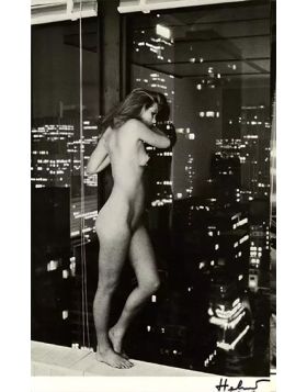 Patti Hansen Over Manhattan, 1977