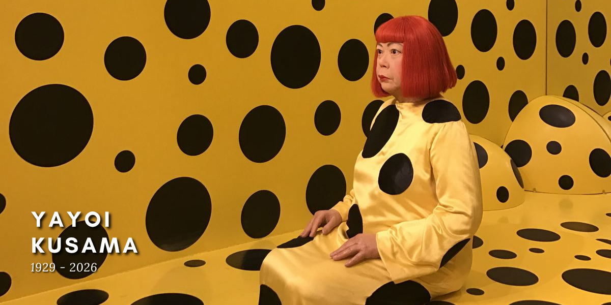 Addio a Yayoi Kusama, l’artista che ha trasformato l’infinito in arte
