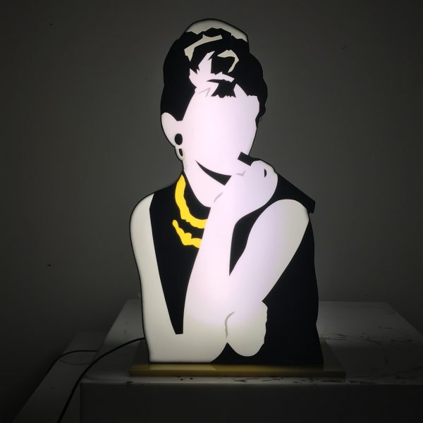 Audrey Hepburn (Scultura luminosa)