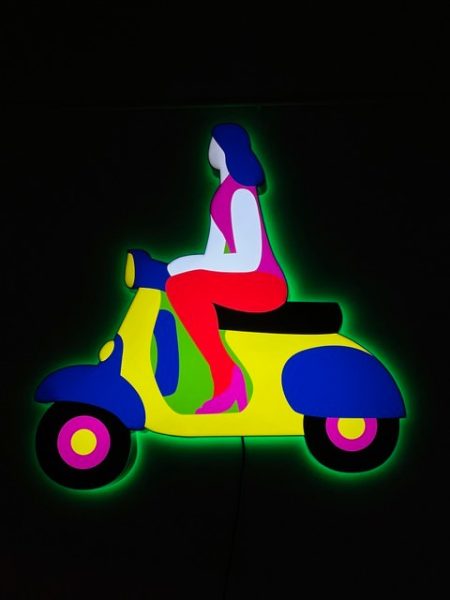 Pin Up in Vespa