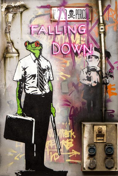 Wallsaved - Kiss Me - Falling Down